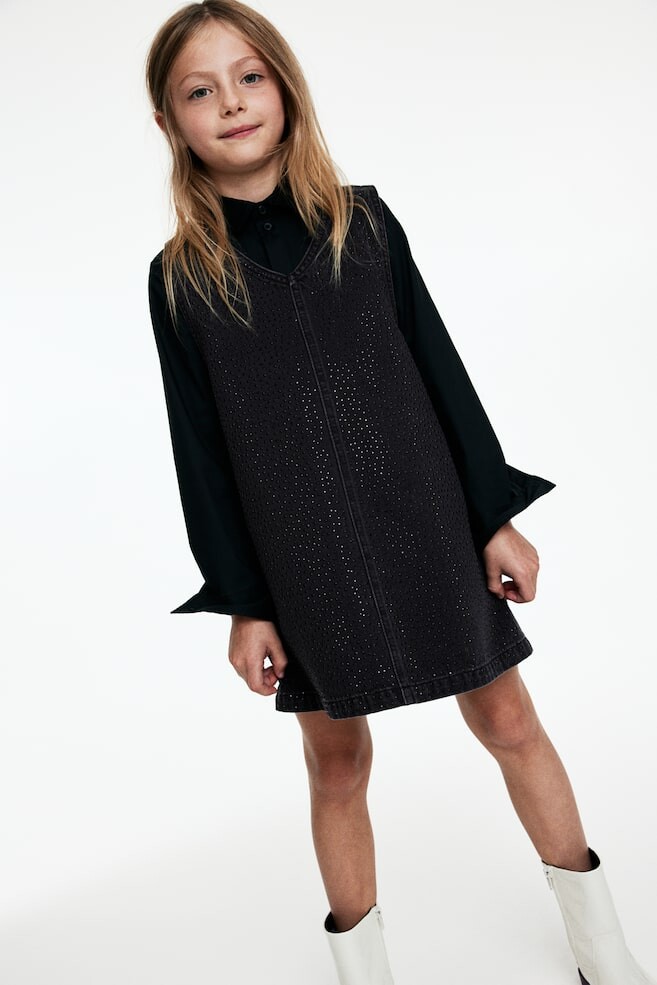 Джинсовое платье с украшениями H&M, черный
Джинсовое платье с украшениями H&M, черный