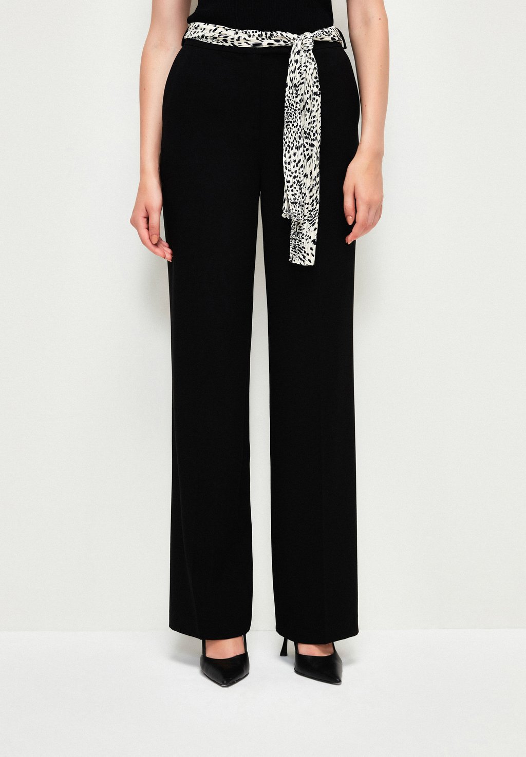 Брюки SIDE POCKET adL, черный
Брюки SIDE POCKET adL, черный