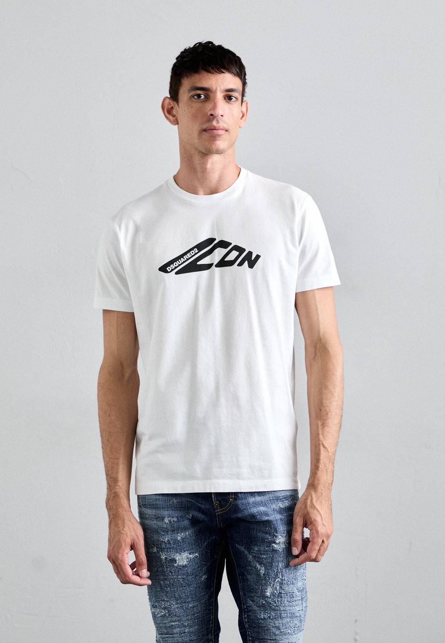 Футболка DSQUARED2 ICON COOL FIT TEE, White
Футболка DSQUARED2 ICON COOL FIT TEE, White