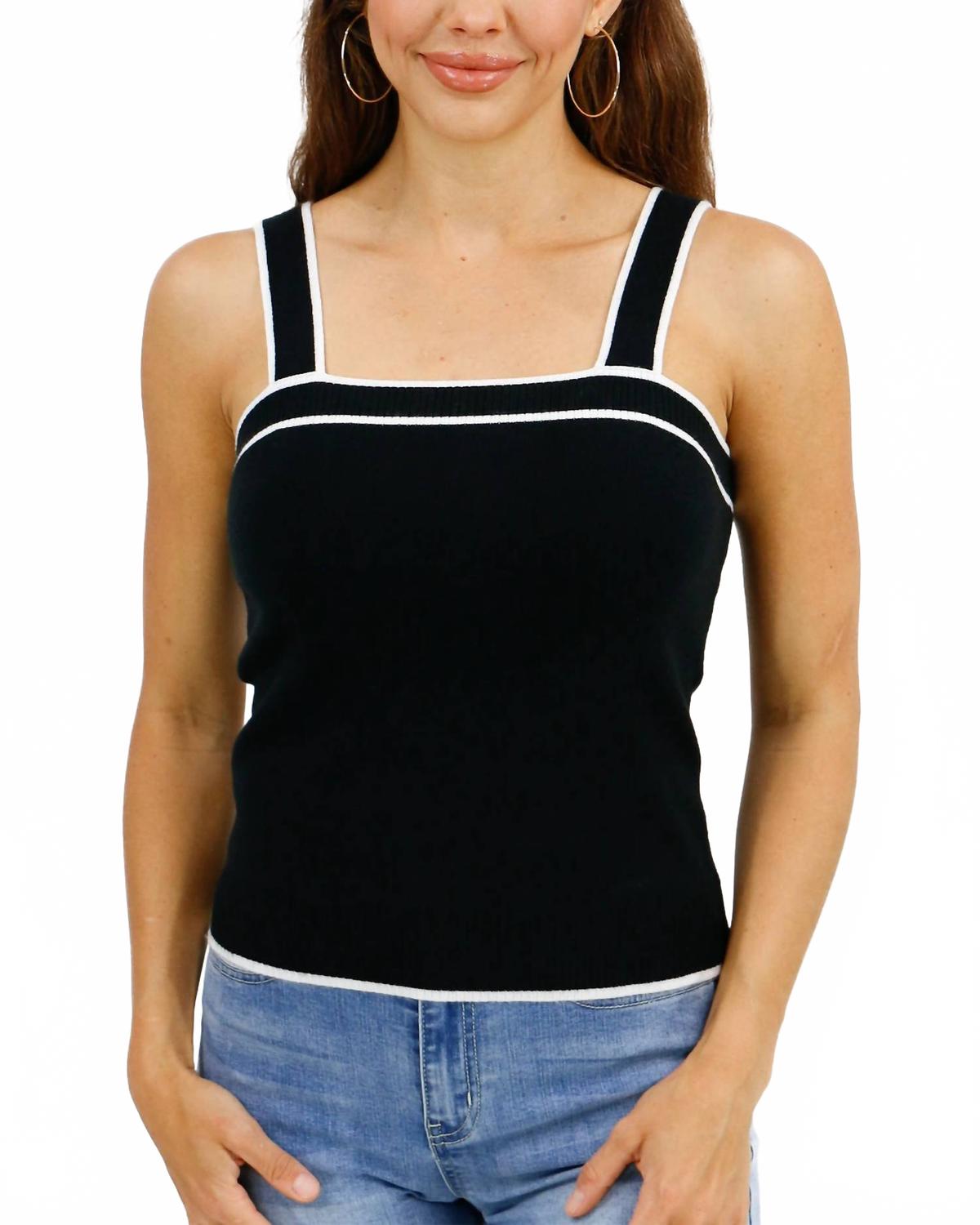 Черный вязаный топ с полоской по краю Grace and Lace
Черный вязаный топ с полоской по краю Grace and Lace