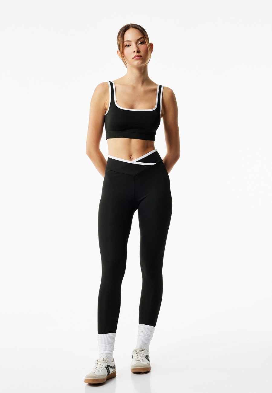 Бюстье Koton STRAPPY, Black
Бюстье Koton STRAPPY, Black