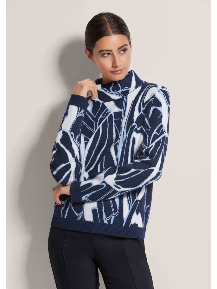 MADELEINE Жаккардовый свитер темно-синего, кремового и небесно-голубого цвета
MADELEINE Жаккардовый свитер темно-синего, кремового и небесно-голубого цвета