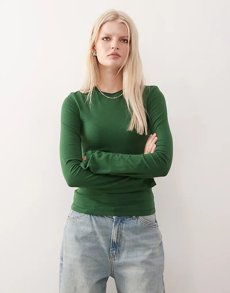 Расклешенный лонгслив с длинными рукавами Weekday темно-зеленого цвета
Расклешенный лонгслив с длинными рукавами Weekday темно-зеленого цвета