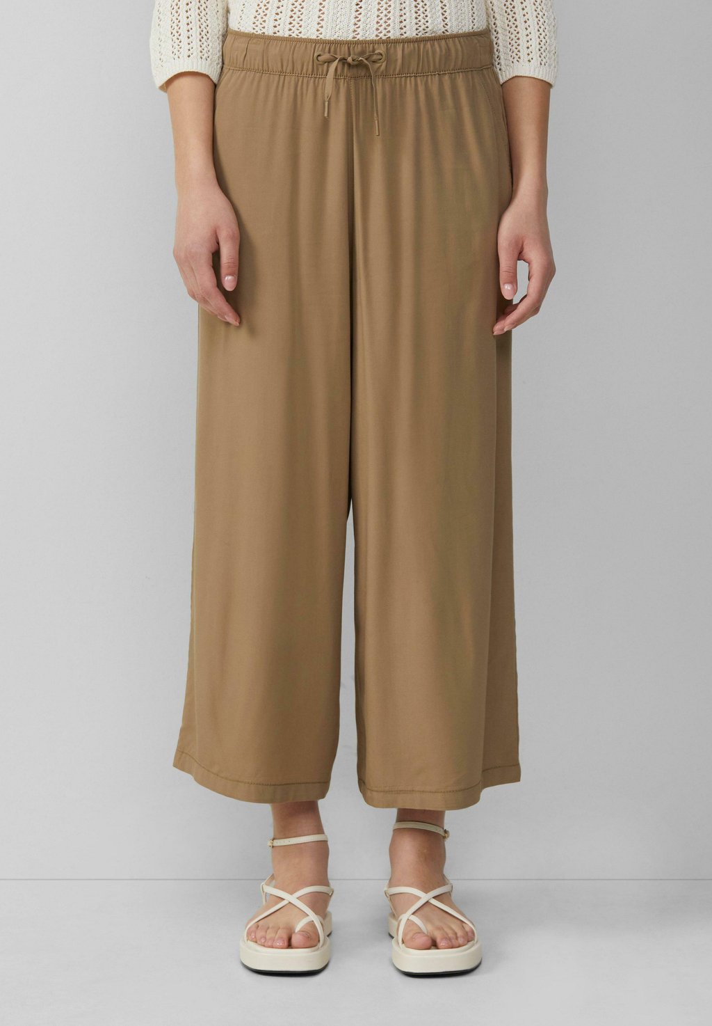 Брюки QS, темно-зеленый
Брюки QS, темно-зеленый