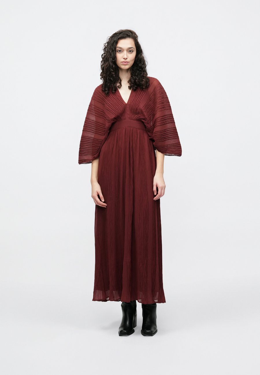 Платье Vero Moda VMPILL PLISSE DRESS , Andorra/Brown
Платье Vero Moda VMPILL PLISSE DRESS , Andorra/Brown