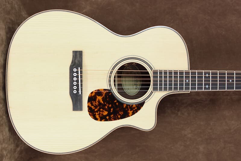 Акустическая гитара Larrivee OMV-44RE Orchestra Cutaway Rosewood LR Bass Element VTC High Gloss - Natural
Акустическая гитара Larrivee OMV-44RE Orchestra Cutaway Rosewood LR Bass Element VTC High Gloss - Natural