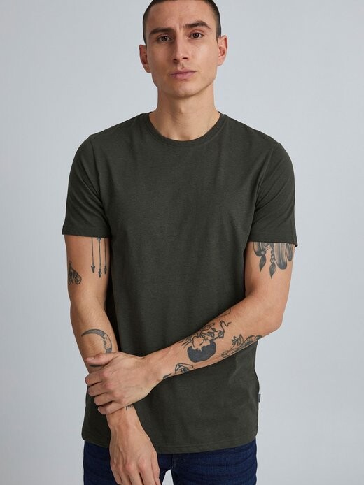 Футболка сдрок Solid, зеленый
Футболка сдрок Solid, зеленый