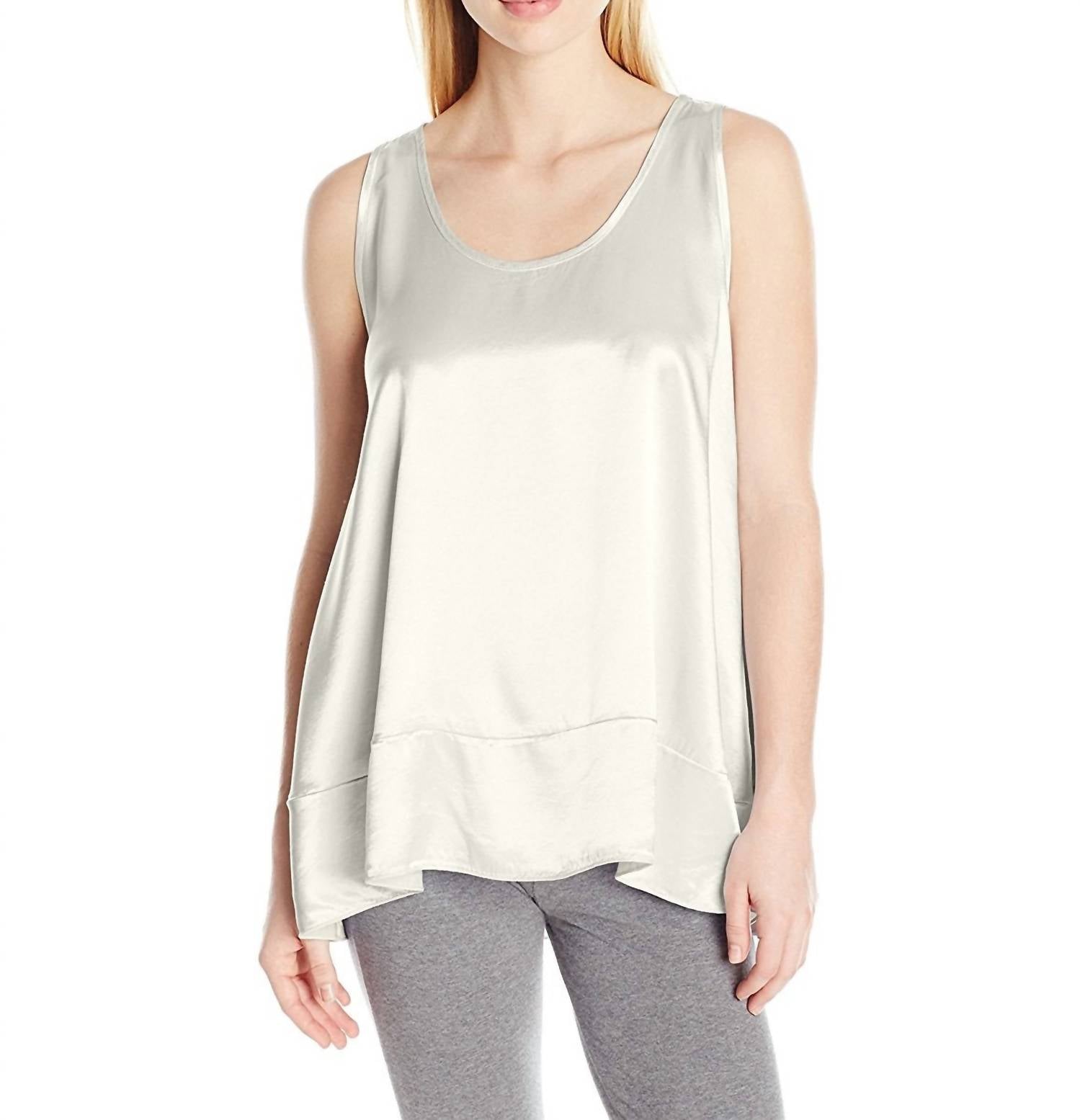 Сатиновый топ Natalie с оборкой в жемчужном цвете PJ Harlow, цвет pearl
Сатиновый топ Natalie с оборкой в жемчужном цвете PJ Harlow, цвет pearl