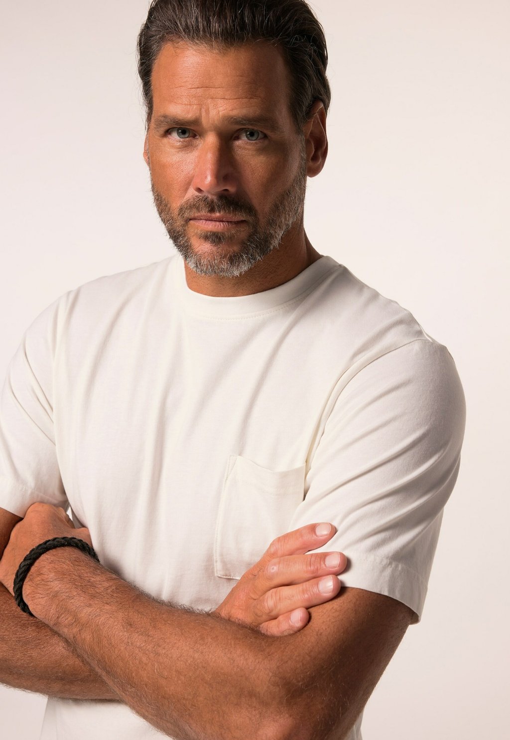 Базовая футболка JP1880, белый
Базовая футболка JP1880, белый