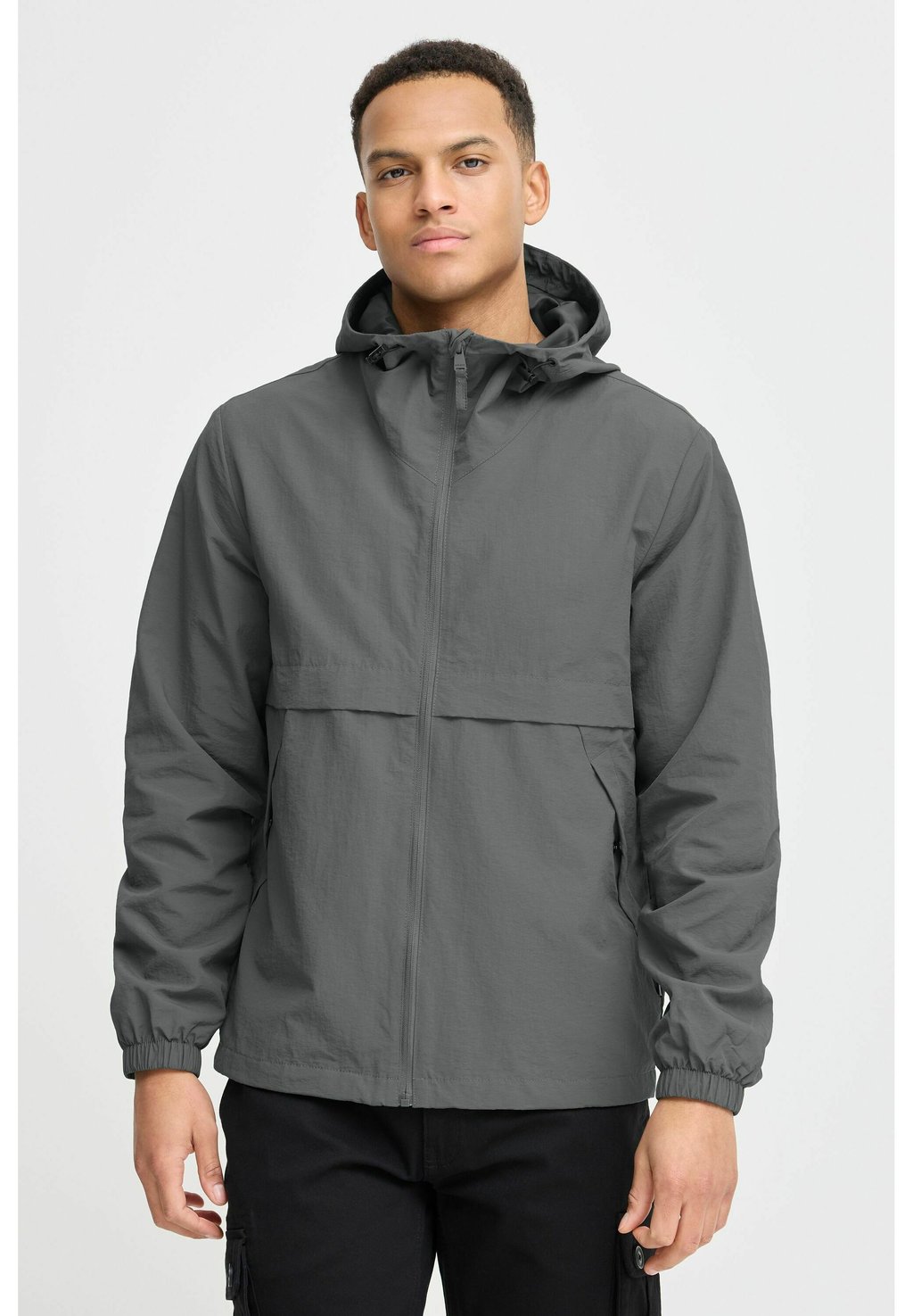 Летняя куртка BHVINI Blend, серый
Летняя куртка BHVINI Blend, серый