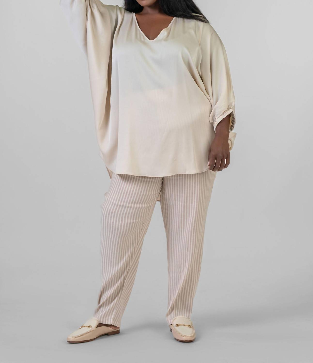 Топ Austin - Plus в миндальном цвете Nouvelle / Silk95Five, Almond
Топ Austin - Plus в миндальном цвете Nouvelle / Silk95Five, Almond