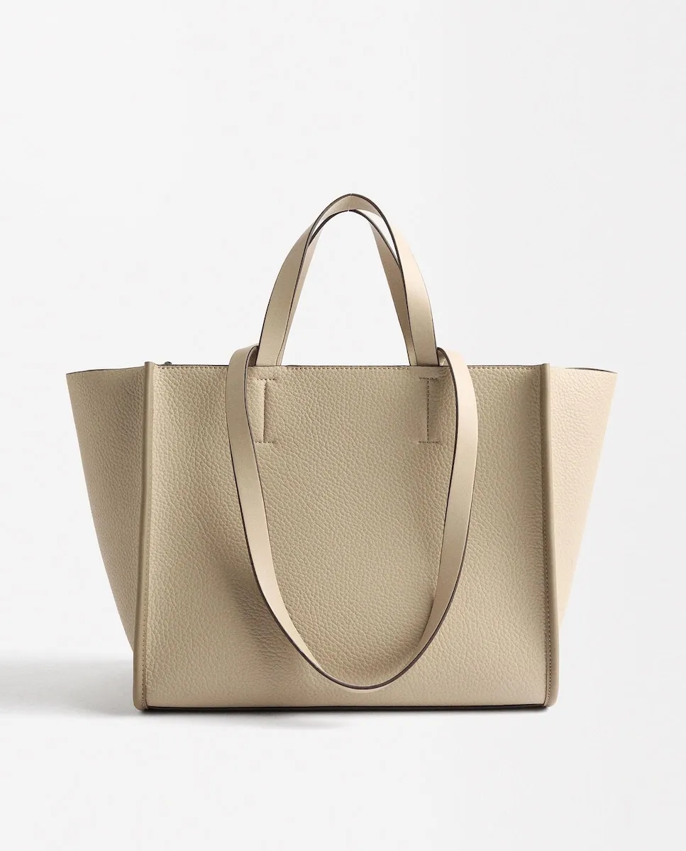 Сумка-шоппер с плечевым ремнем и съемным косметичком на молнии Parfois, пастельно-розовый
Сумка-шоппер с плечевым ремнем и съемным косметичком на молнии Parfois, пастельно-розовый