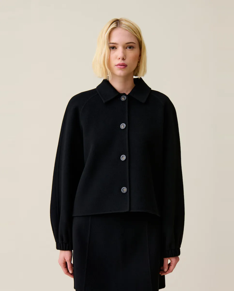 Женский короткий пиджак с рубашечным воротником Claudie Pierlot, черный
Женский короткий пиджак с рубашечным воротником Claudie Pierlot, черный