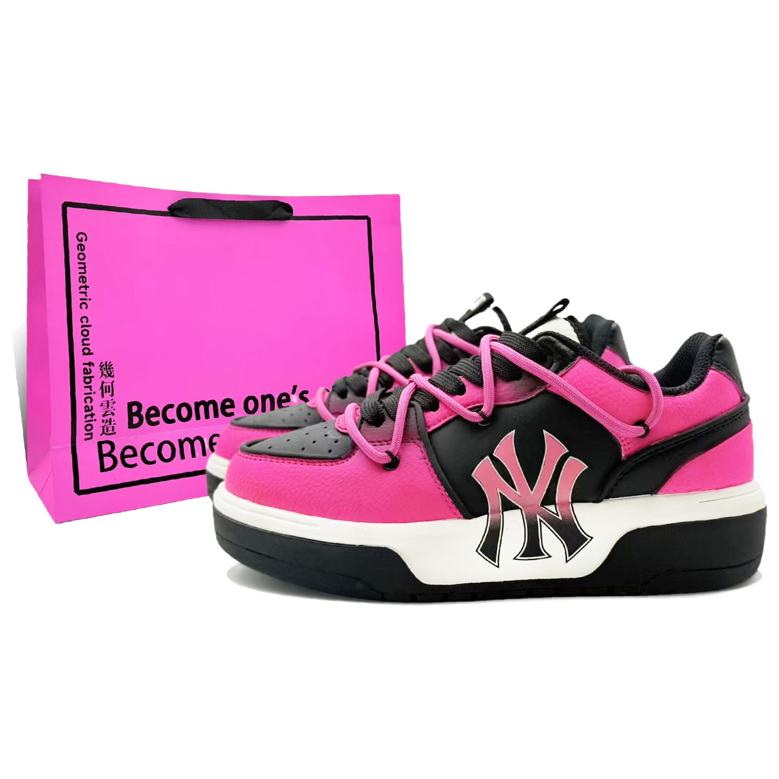 Износостойкие низкие скейтерские кроссовки Chunky Liner Unisex Black Pink MLB, черный/розовый
Износостойкие низкие скейтерские кроссовки Chunky Liner Unisex Black Pink MLB, черный/розовый