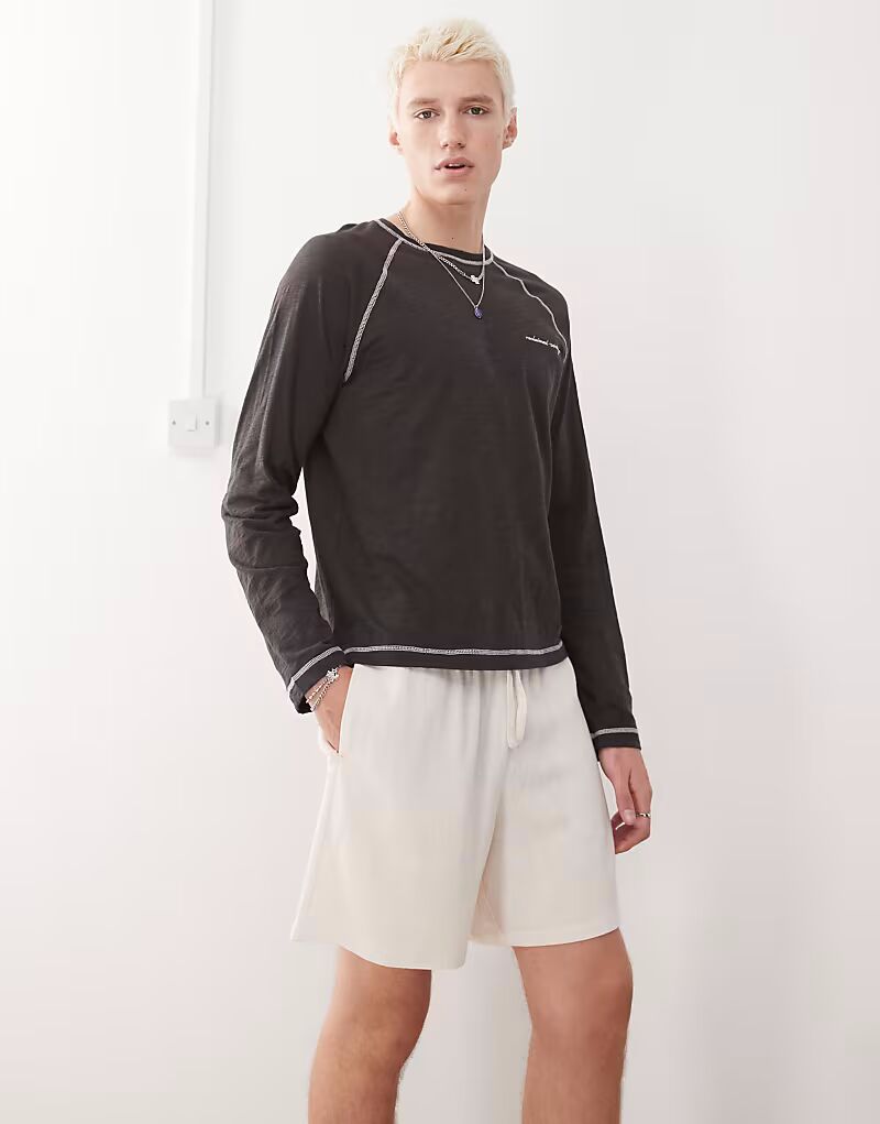 Шорты Reclaimed Vintage
Шорты Reclaimed Vintage