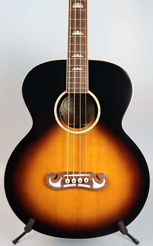 Басс гитара Epiphone El Capitan J-200 Studio Bass Aged Vintage Sunburst
Басс гитара Epiphone El Capitan J-200 Studio Bass Aged Vintage Sunburst