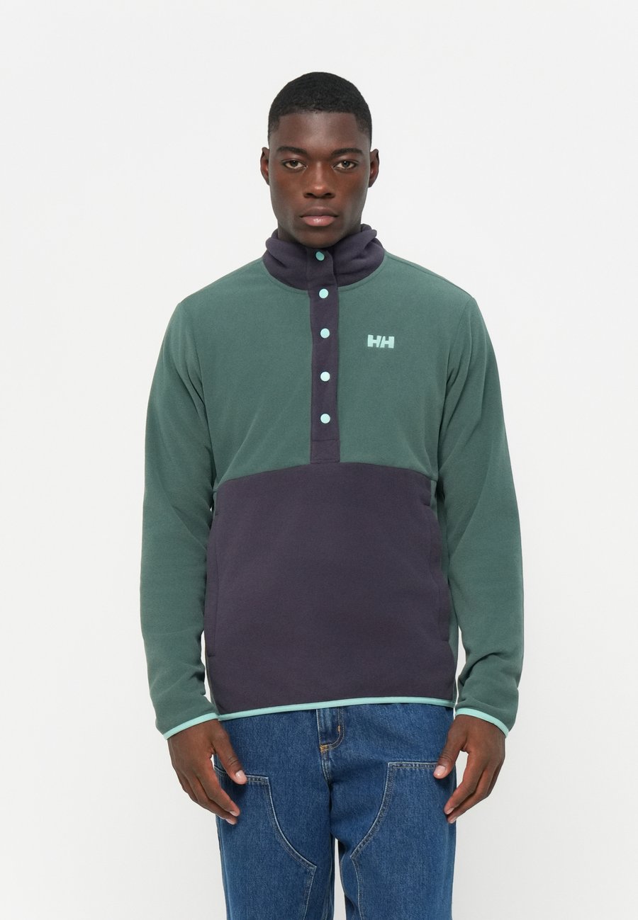 Джемпер Helly Hansen DAYBREAKER SNAP, Jungle Green/Green
Джемпер Helly Hansen DAYBREAKER SNAP, Jungle Green/Green