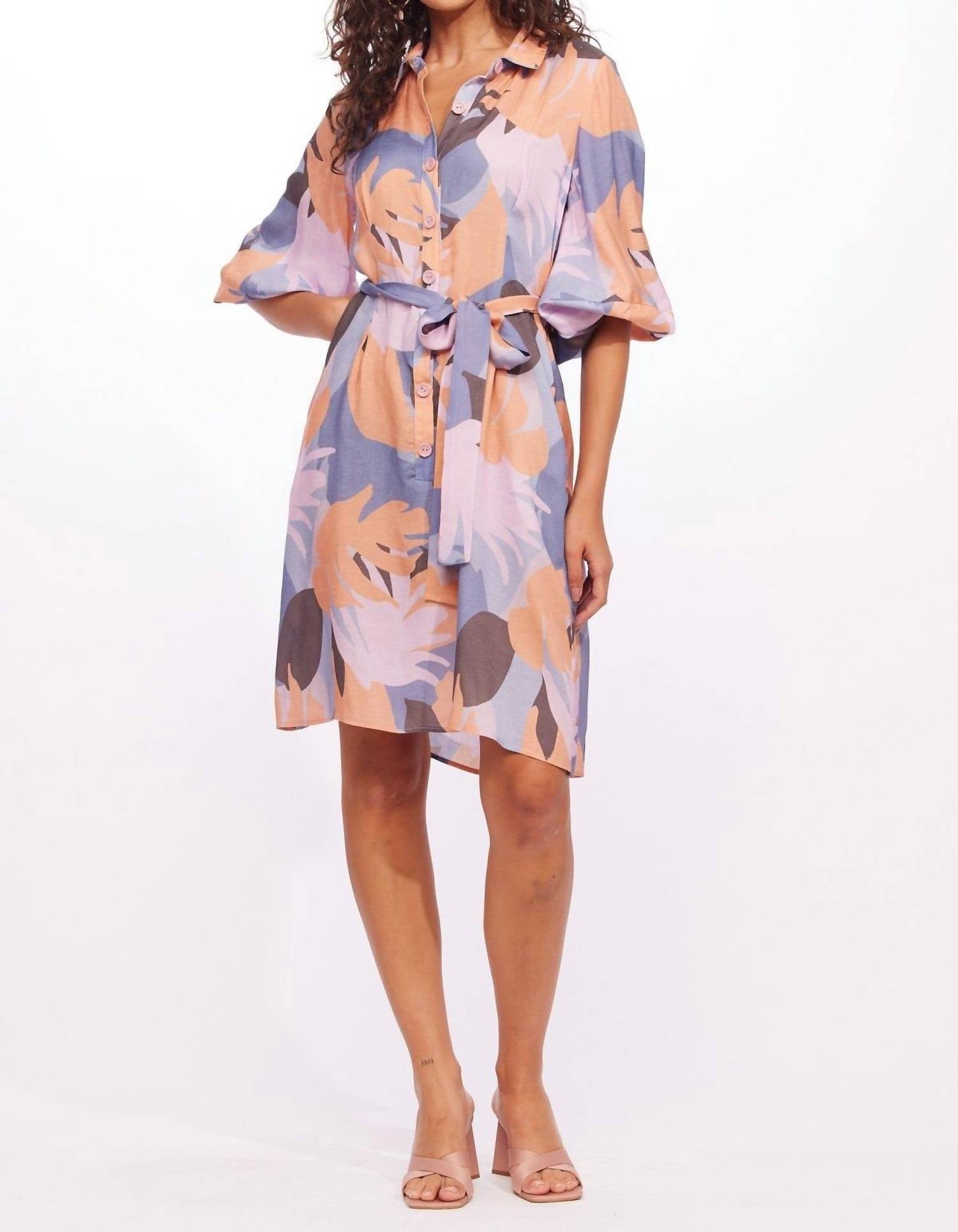 Платье Harper персикового цвета EVA FRANCO
Платье Harper персикового цвета EVA FRANCO