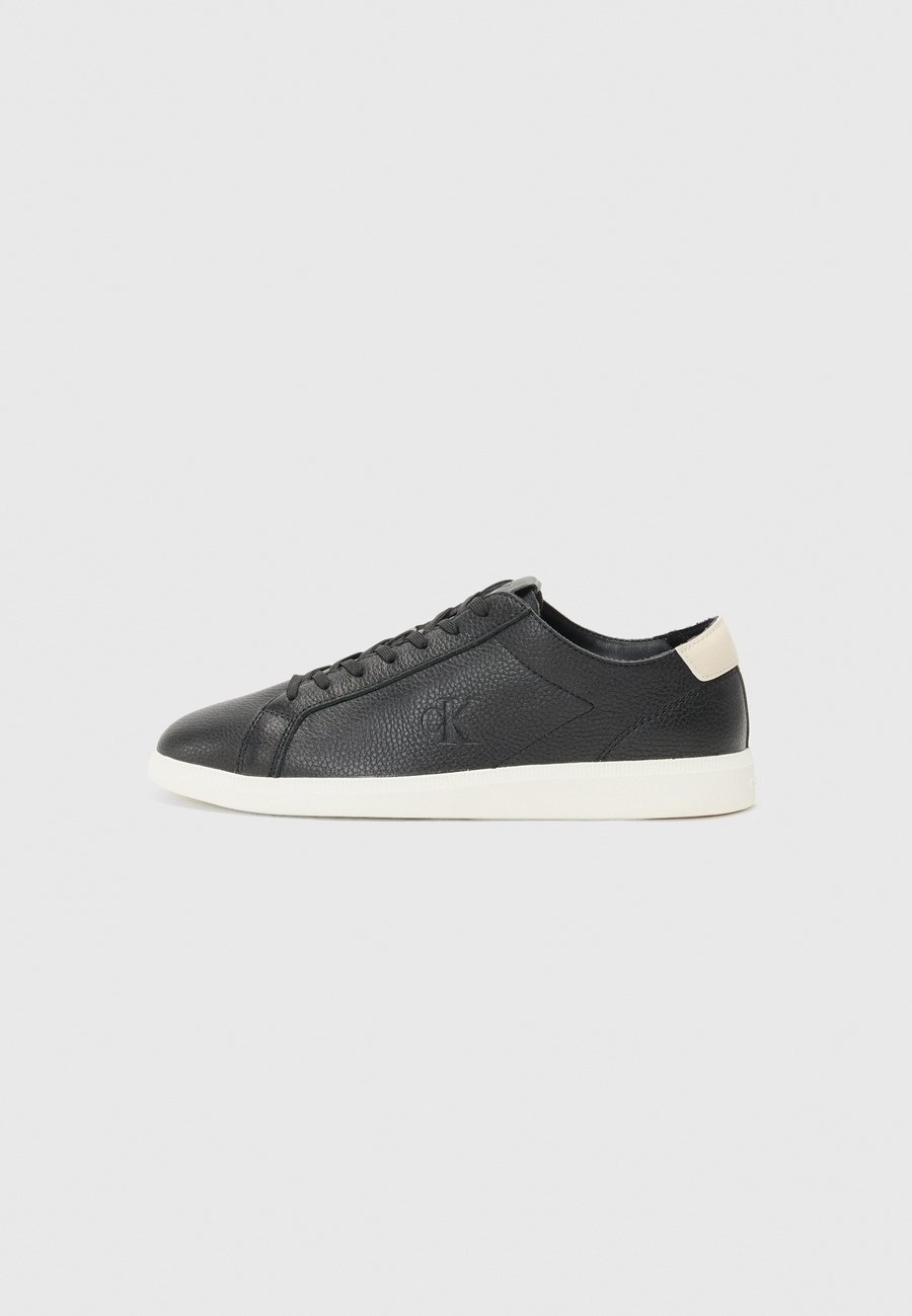 Кроссовки Calvin Klein Jeans Trainers, Black/Formal Grey/White/Black
Кроссовки Calvin Klein Jeans Trainers, Black/Formal Grey/White/Black