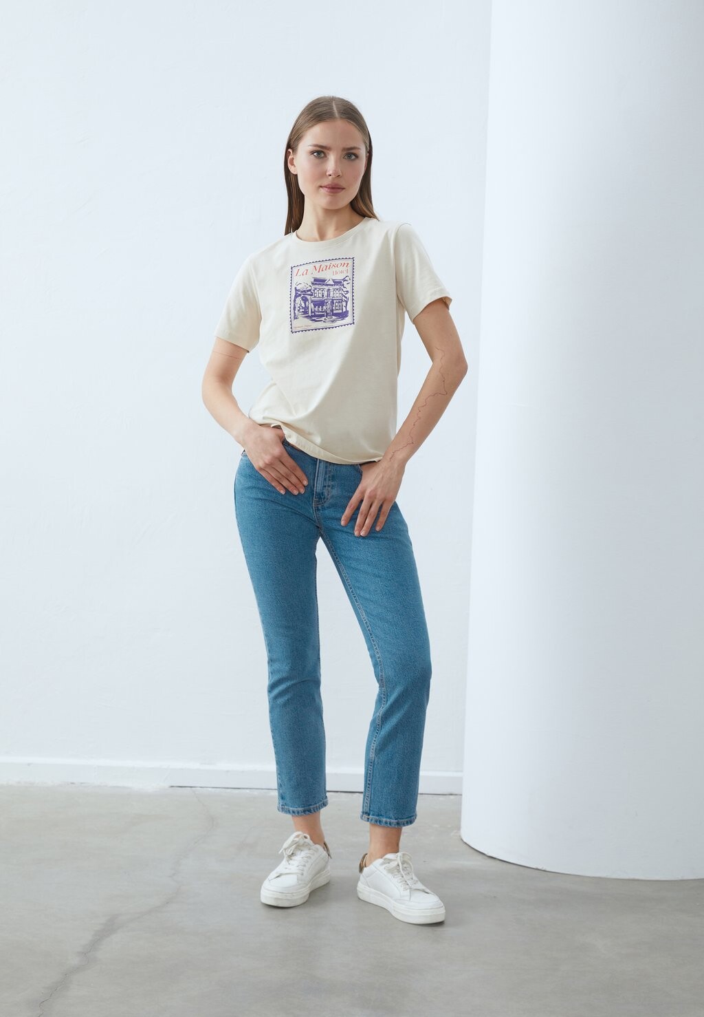 Футболка с принтом Anna Field, цвет Sand 
Футболка с принтом Anna Field, цвет Sand