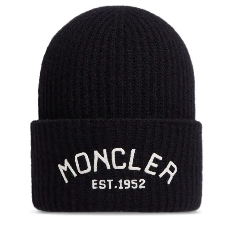 Шапка-бини с нашивкой Logo Patch Moncler, черный
Шапка-бини с нашивкой Logo Patch Moncler, черный