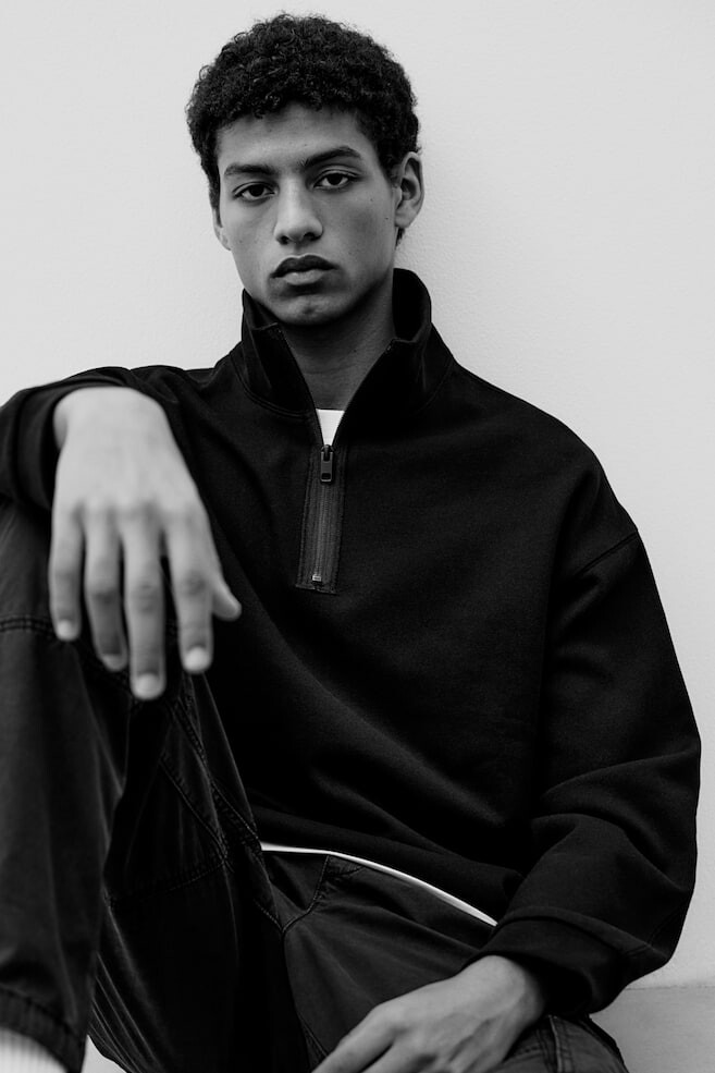 Толстовка свободного кроя с застежкой-молнией H&M, черный
Толстовка свободного кроя с застежкой-молнией H&M, черный