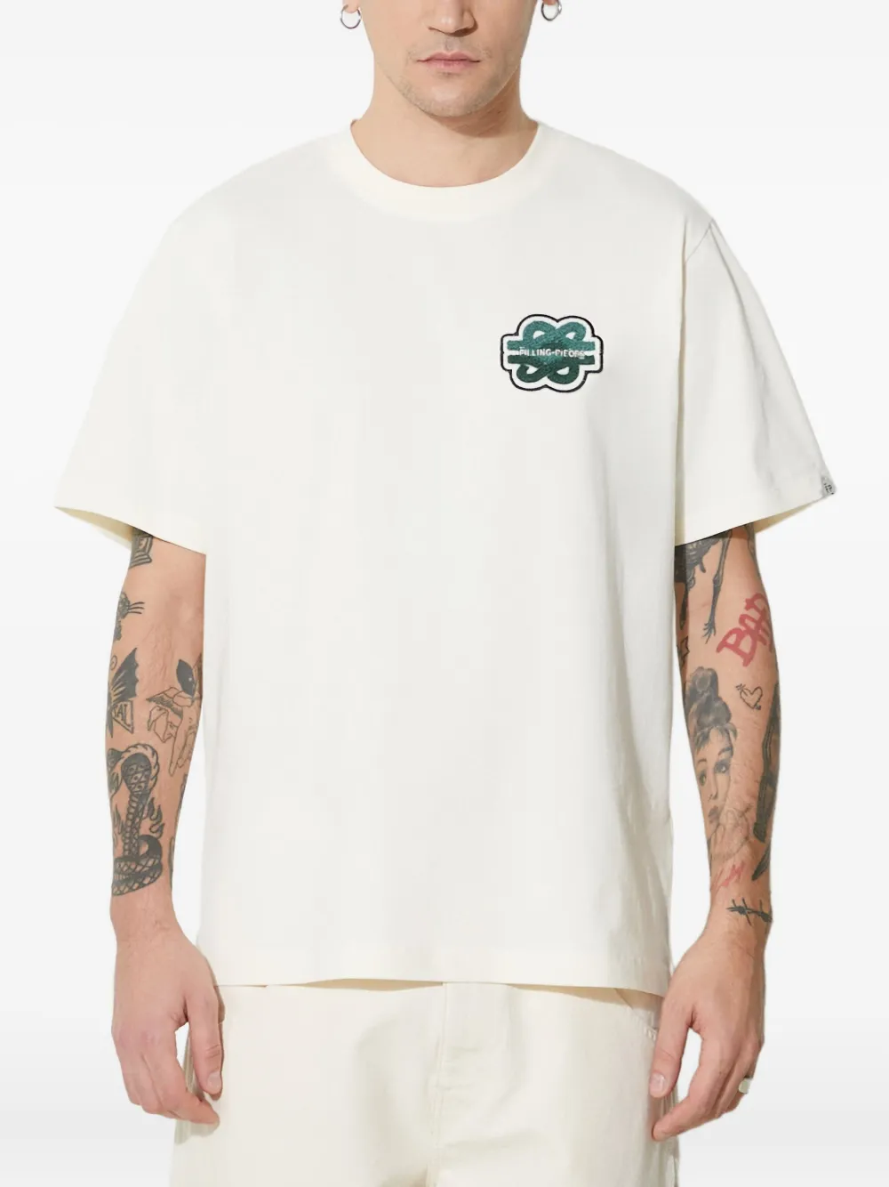 Футболка с нашивкой-логотипом Filling Pieces, нейтральный
Футболка с нашивкой-логотипом Filling Pieces, нейтральный