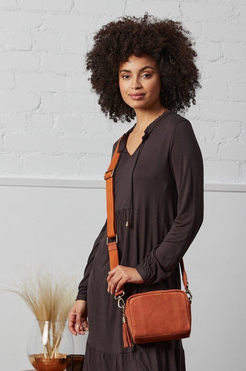 Замшевая сумка через плечо Nomads Clothing, оранжевый 
Замшевая сумка через плечо Nomads Clothing, оранжевый