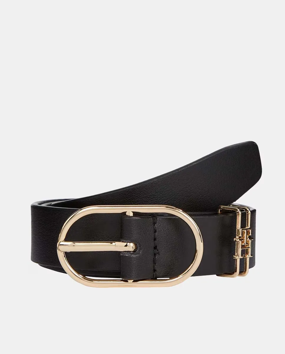 Женский кожаный ремень черного цвета с овальной пряжкой Tommy Hilfiger, черный
Женский кожаный ремень черного цвета с овальной пряжкой Tommy Hilfiger, черный