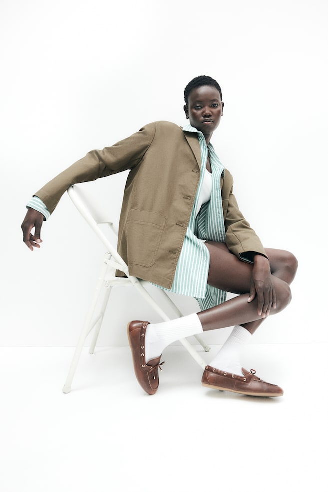 Блейзер из хлопчатобумажной ткани H&M, зеленый
Блейзер из хлопчатобумажной ткани H&M, зеленый