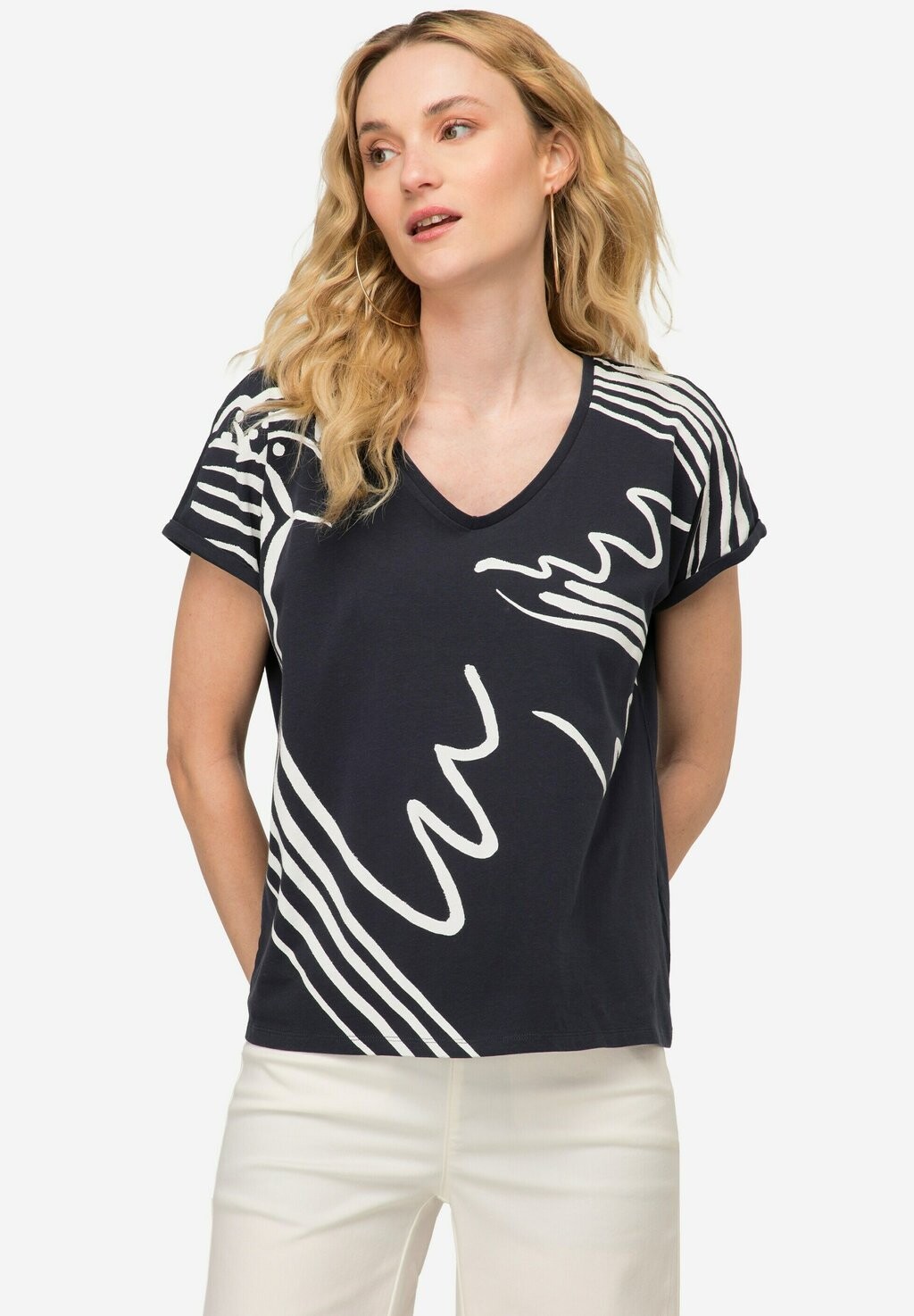 Футболка с принтом LAURASØN, цвет marine
Футболка с принтом LAURASØN, цвет marine