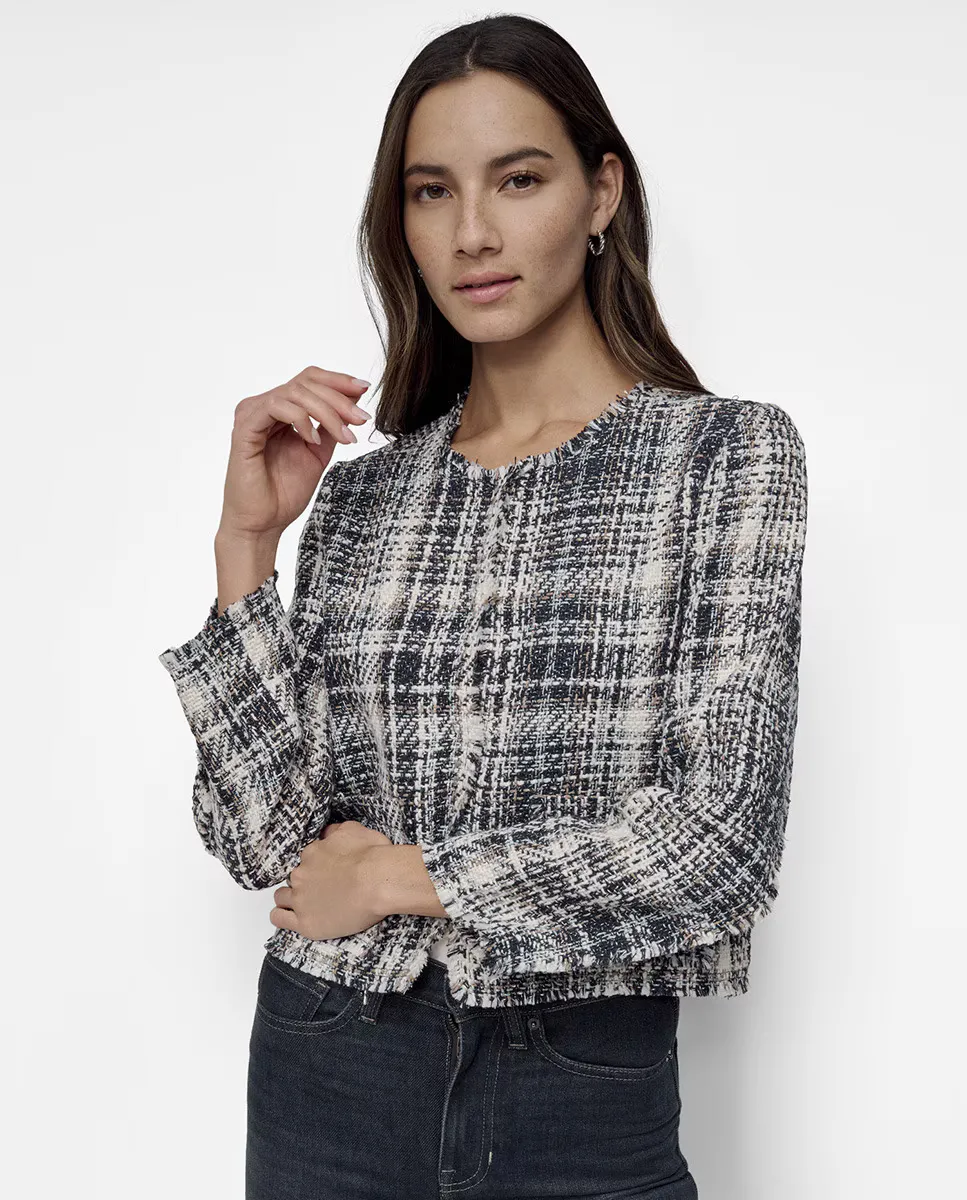 Женский короткий жакет из смесовой ткани букле и передними карманами Dkny Jeans, голубой
Женский короткий жакет из смесовой ткани букле и передними карманами Dkny Jeans, голубой