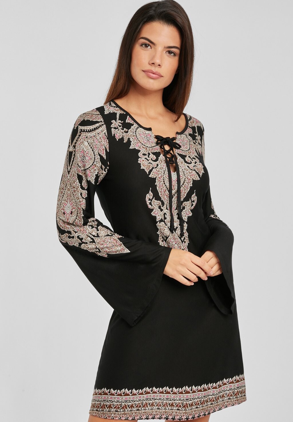 Пляжный аксессуар LASCANA, цвет schwarz-bedruckt
Пляжный аксессуар LASCANA, цвет schwarz-bedruckt