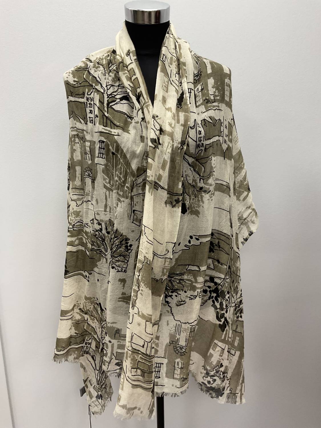 Кашемировый шарф цвета хаки/кремового цвета Jitni
Кашемировый шарф цвета хаки/кремового цвета Jitni