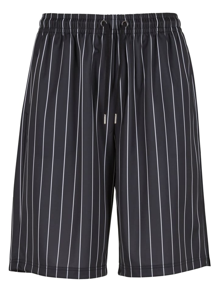 Шорты Urban Classics в черно-белом цвете Urban Classics
Шорты Urban Classics в черно-белом цвете Urban Classics