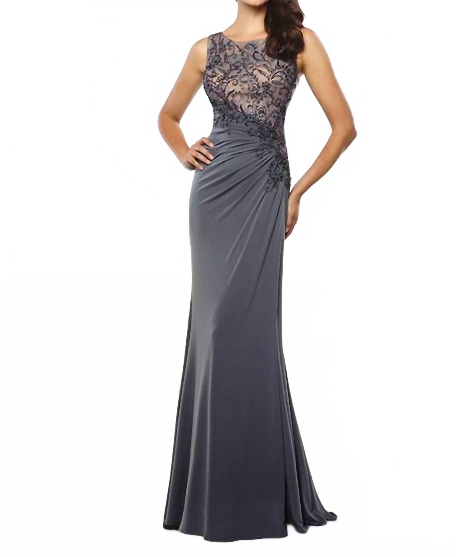 Безрукавное платье из джерси и кружева в цвете металлик/телесный Montage by Mon Cheri, Pewter/Nude
Безрукавное платье из джерси и кружева в цвете металлик/телесный Montage by Mon Cheri, Pewter/Nude