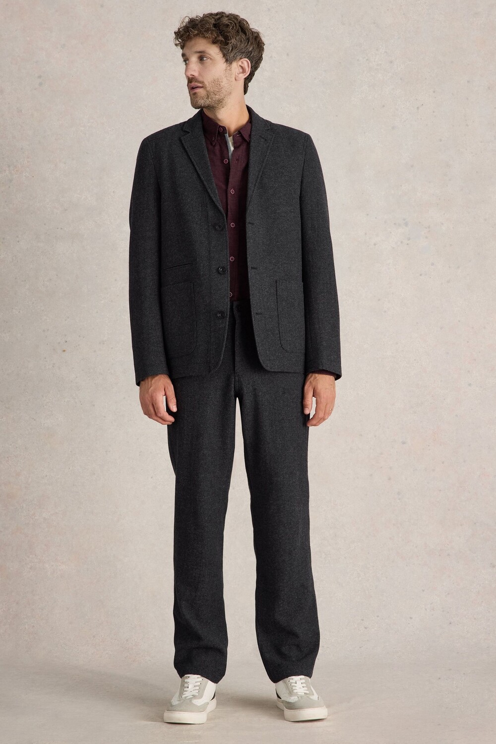 Шерстяной блейзер Mckay White Stuff, серый
Шерстяной блейзер Mckay White Stuff, серый