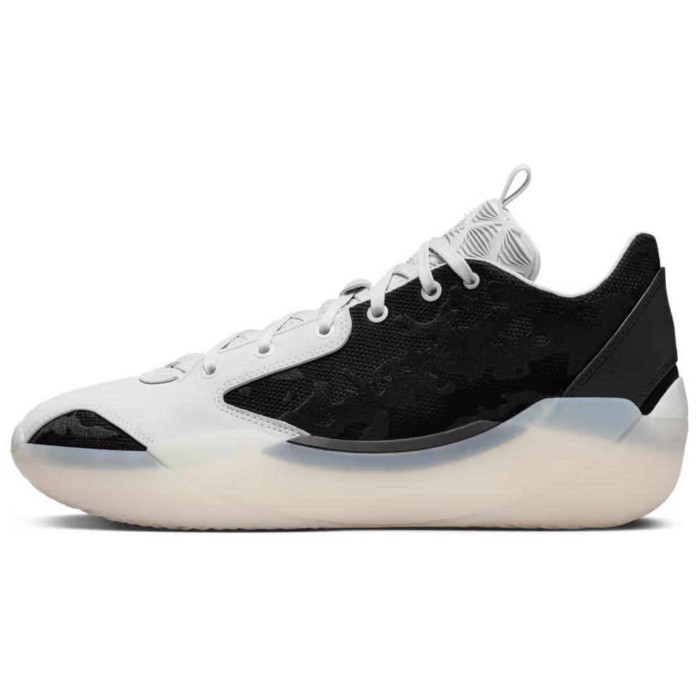 39 Barons Jordan, черно-белый
39 Barons Jordan, черно-белый