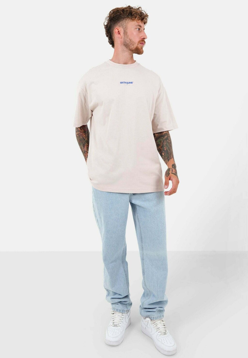 Футболка с принтом Sixth June, бежевая
Футболка с принтом Sixth June, бежевая