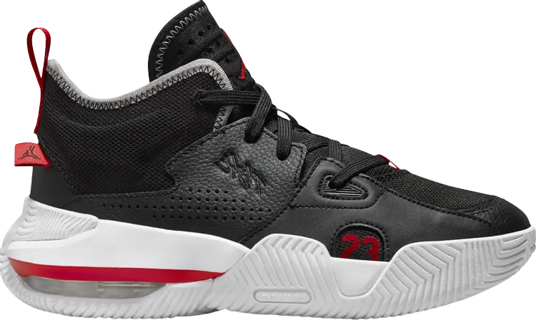 Кроссовки Jordan Stay Loyal 2 GS 'Black University Red', черный
Кроссовки Jordan Stay Loyal 2 GS 'Black University Red', черный