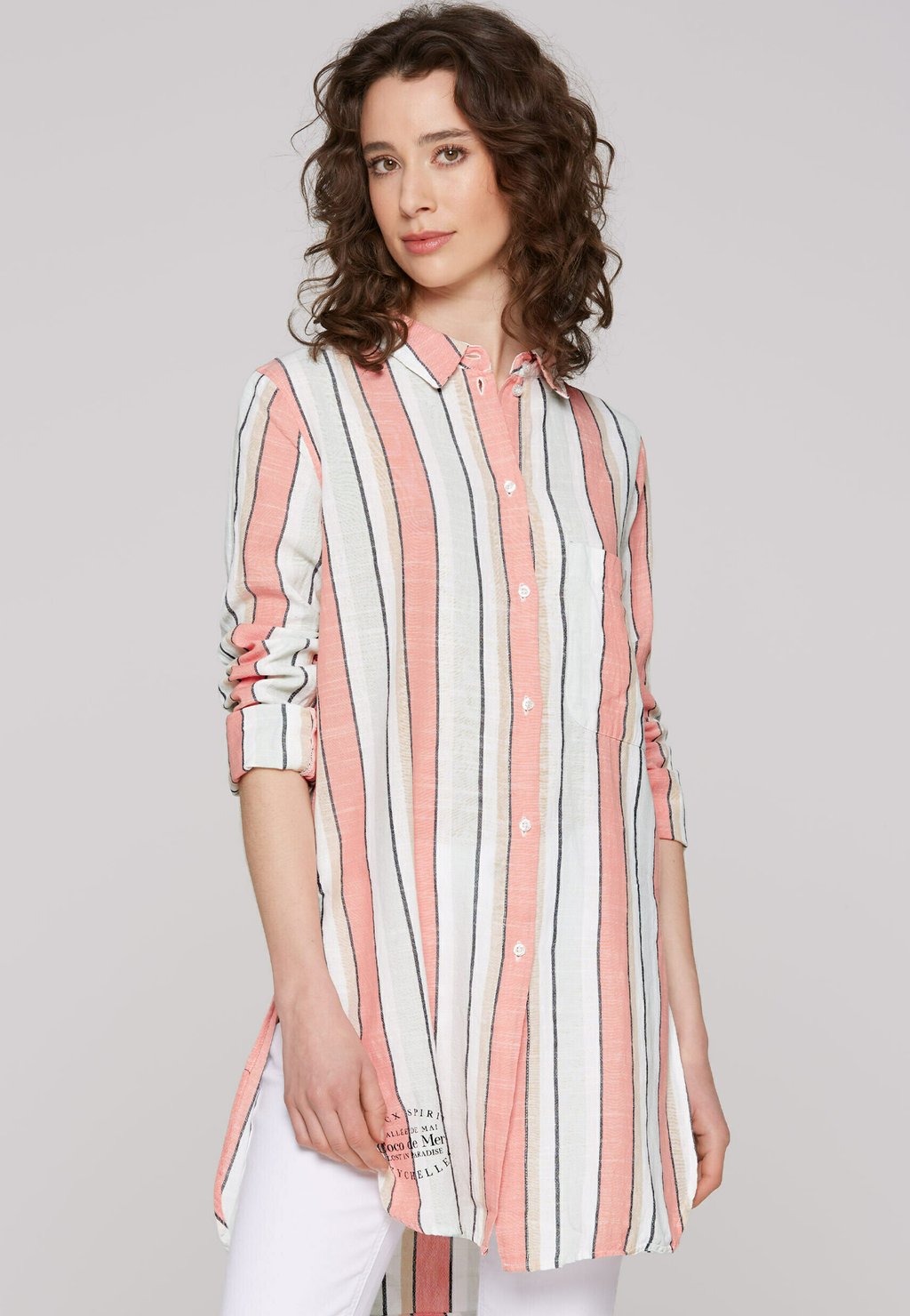 Блузка на пуговицах Soccx, мультиколор
Блузка на пуговицах Soccx, мультиколор