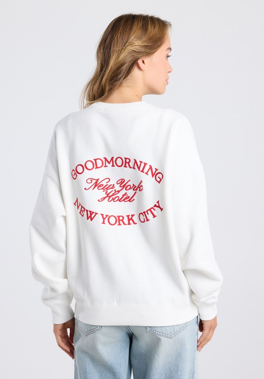 Толстовка America Today Sweatshirt, White
Толстовка America Today Sweatshirt, White