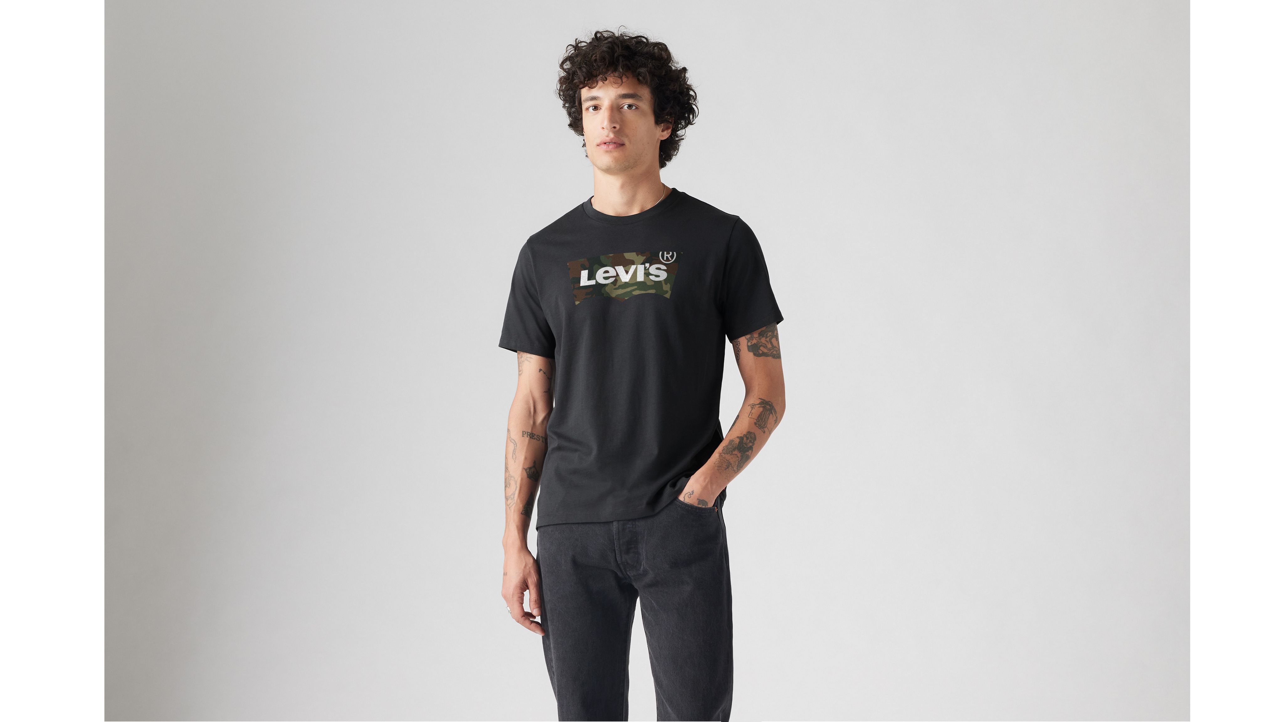 Классическая футболка с рисунком Levi's, Phantom - Black
Классическая футболка с рисунком Levi's, Phantom - Black