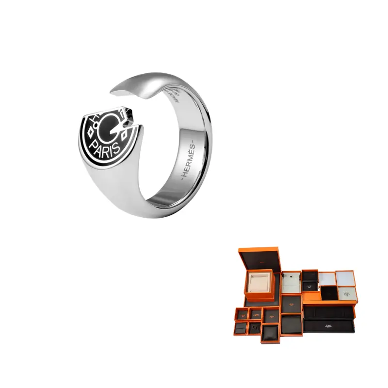 Карусельное кольцо для мужчин HERMES
Карусельное кольцо для мужчин HERMES