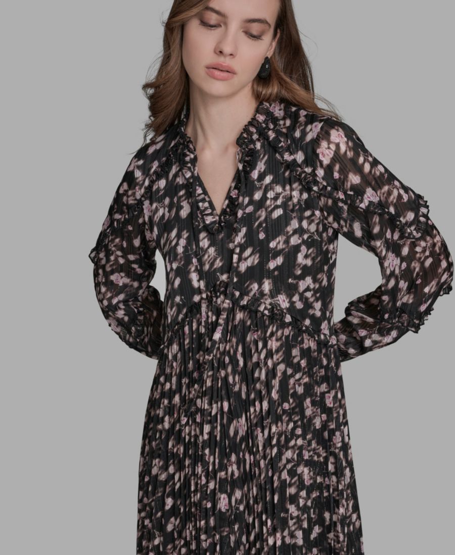 Женское платье с длинными рукавами, жатой текстурой и завышенной талией BCBG, Lilac Dew Multi
Женское платье с длинными рукавами, жатой текстурой и завышенной талией BCBG, Lilac Dew Multi