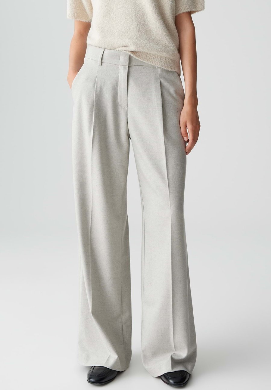 Брюки OPUS PANTS MID RISE LONG WIDE FIT, Hazy Fog Melange/Grey
Брюки OPUS PANTS MID RISE LONG WIDE FIT, Hazy Fog Melange/Grey