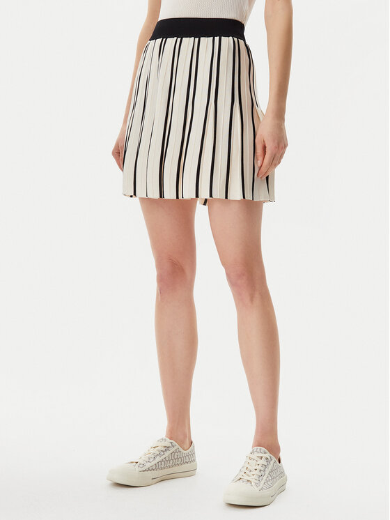 Юбка в складку стандартный крой V5GD00 Z3D60 Guess, экрю
Юбка в складку стандартный крой V5GD00 Z3D60 Guess, экрю