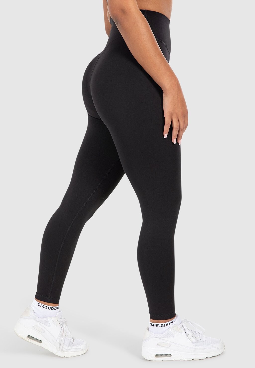 Тайтсы MARIE Smilodox, черный
Тайтсы MARIE Smilodox, черный