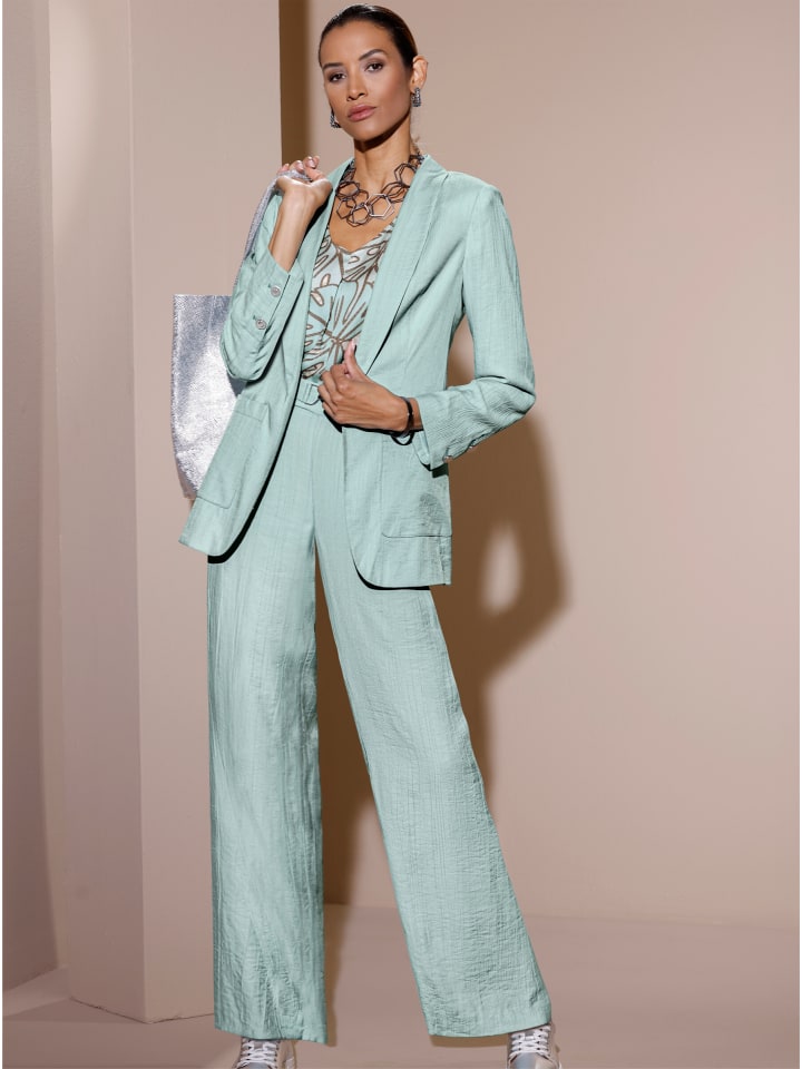 Creation L Блейзер цвета лайма и мяты
Creation L Блейзер цвета лайма и мяты