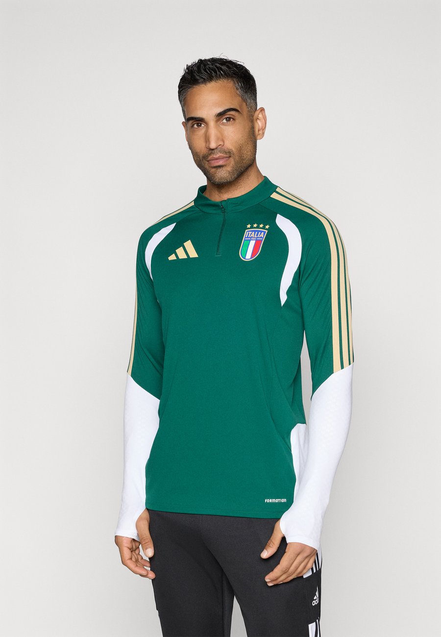 Топ Adidas Performance ITALY 26 TIRO TRAINING TOP, Collegiate Green/Green
Топ Adidas Performance ITALY 26 TIRO TRAINING TOP, Collegiate Green/Green